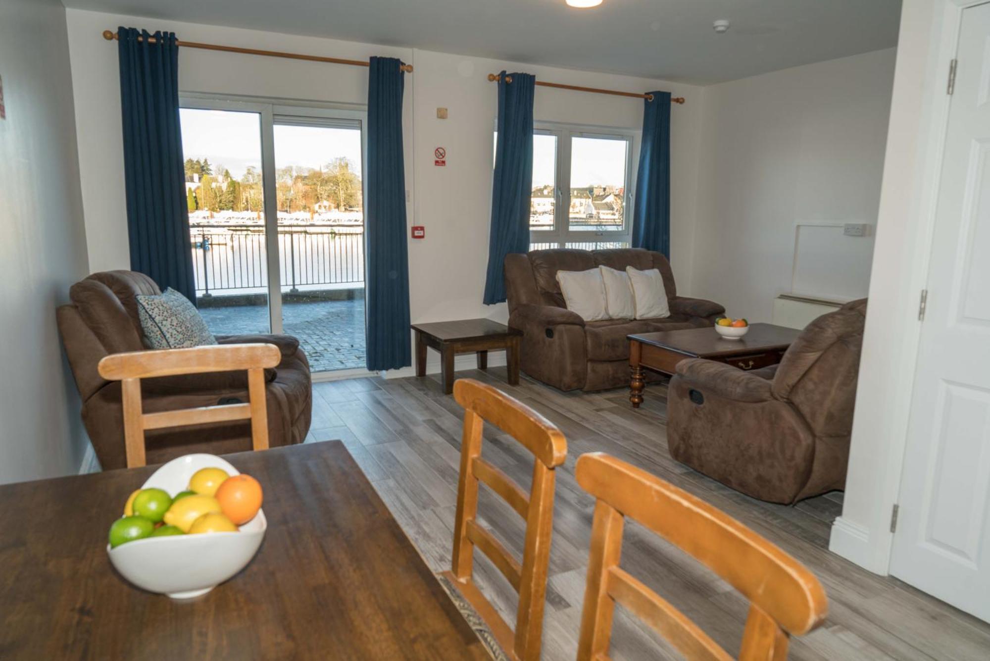 Glancys Accomadation Carrick-on-Shannon Exterior photo