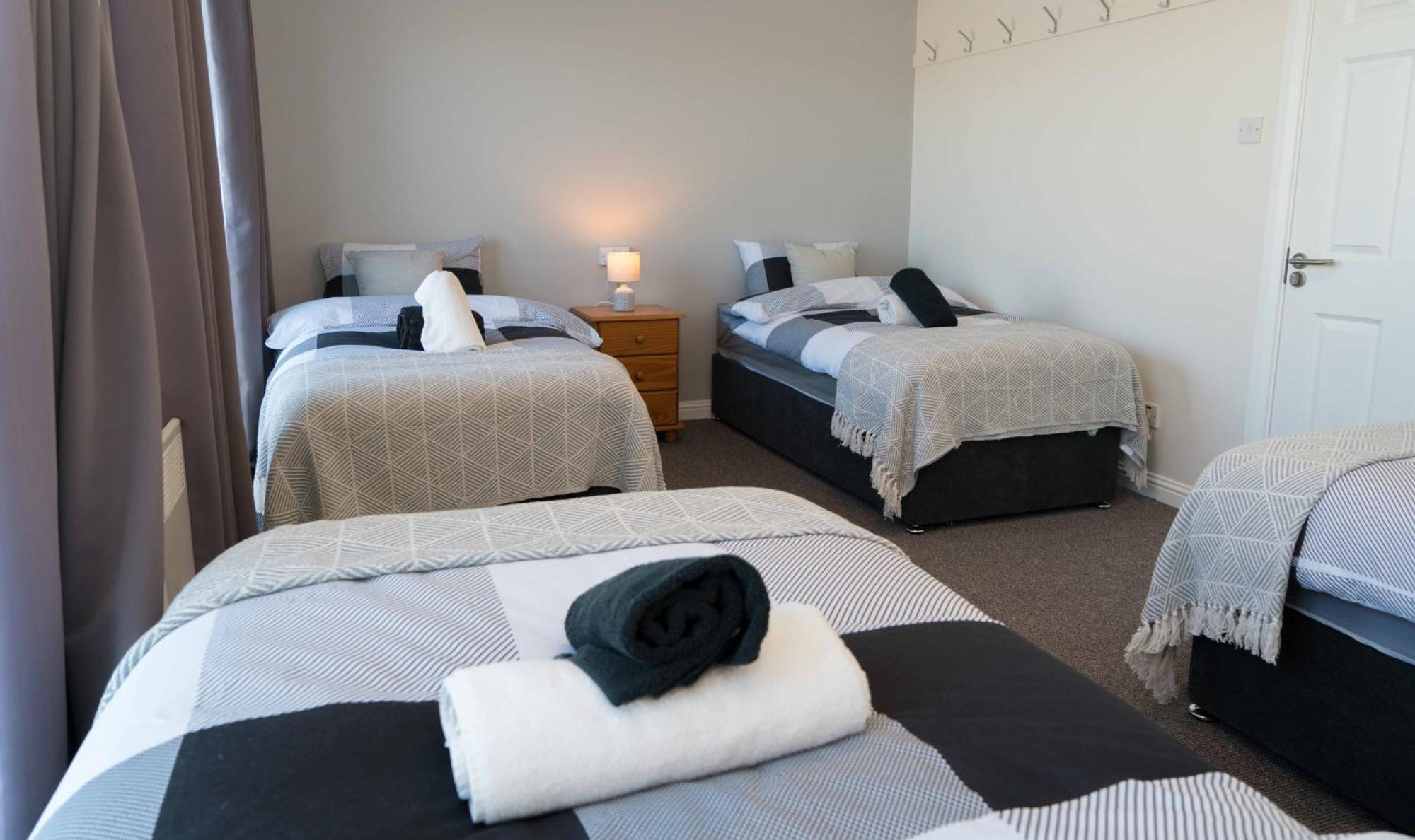 Glancys Accomadation Carrick-on-Shannon Exterior photo